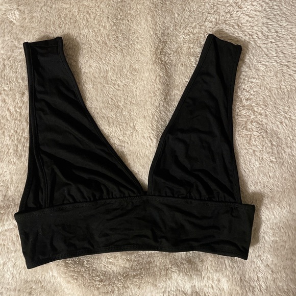 Crop top - Picture 3 of 3